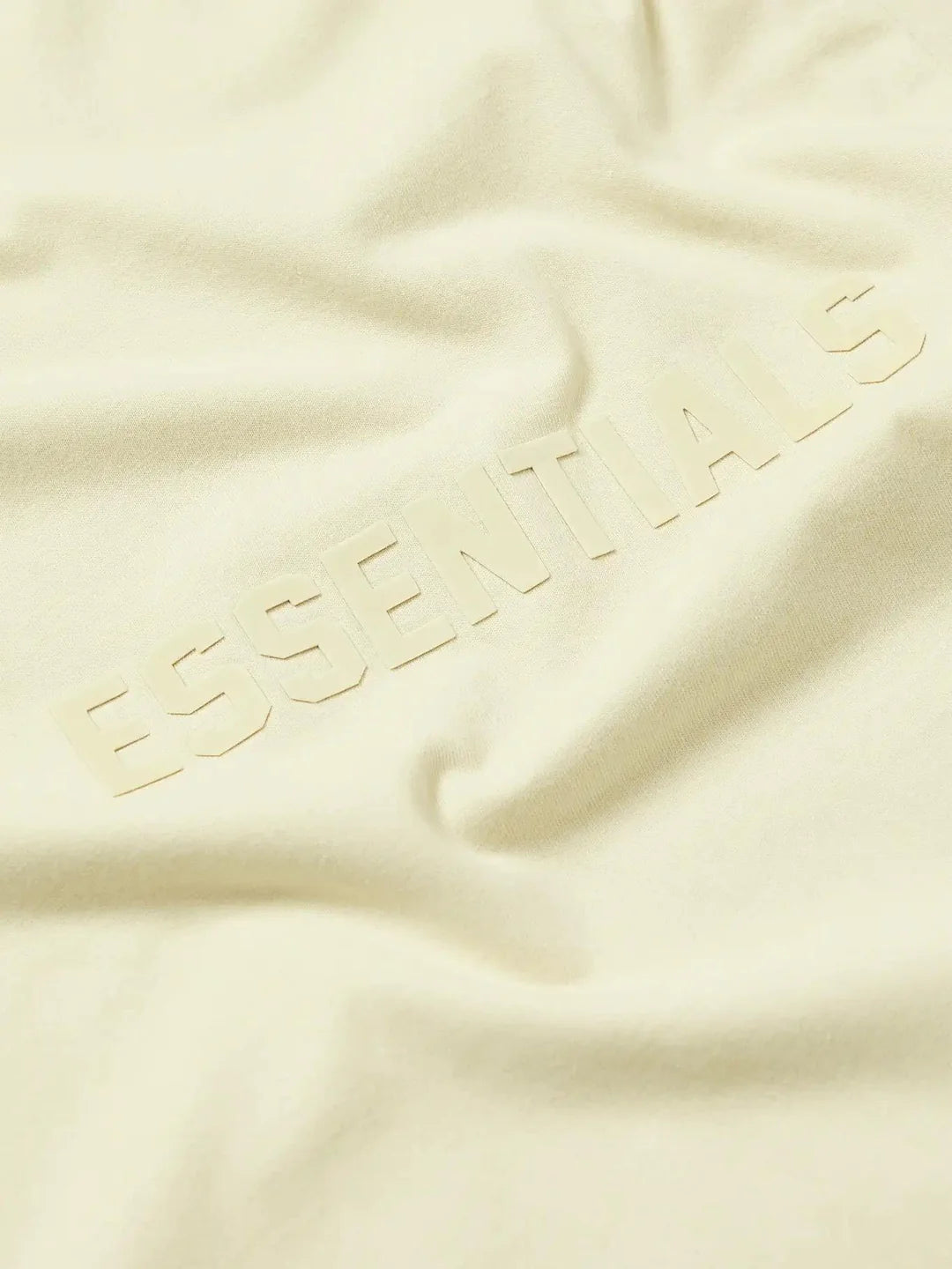 Fear Of God Essentials T-Shirt Egg Shell Cream (FW22)