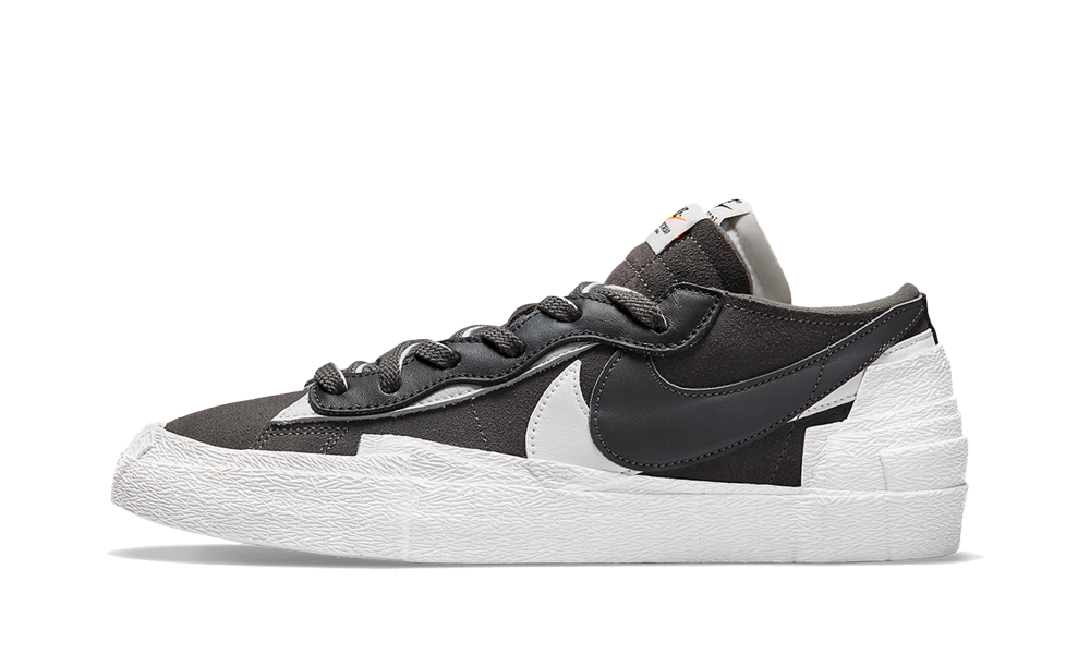 Nike Sacai Blazer Low Iron grey